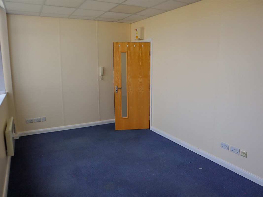 Image 5 of Small Offices
